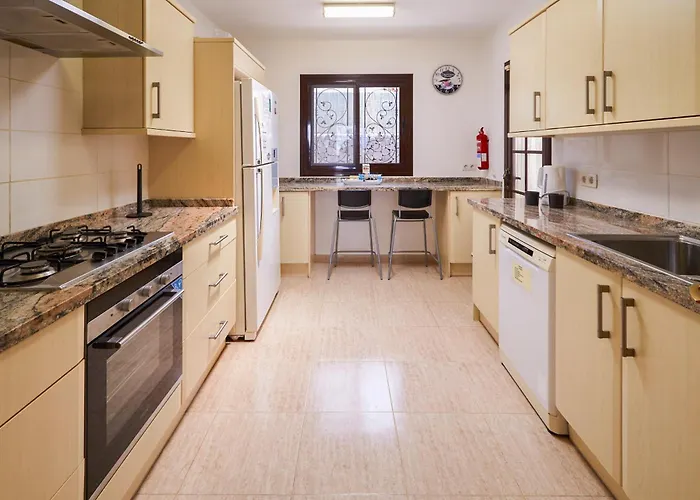 Del Sol - Lh133 By Now Ltd 빌라 *